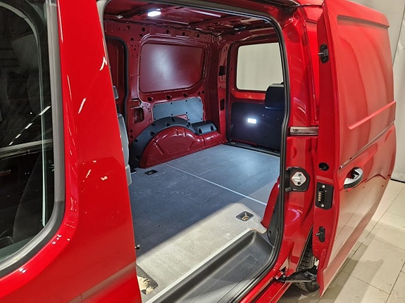 Volkswagen Caddy Maxi 4 of 5