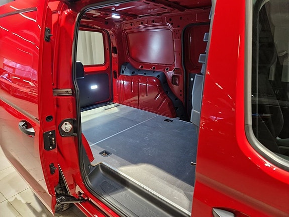 Volkswagen Caddy Maxi 7 of 16