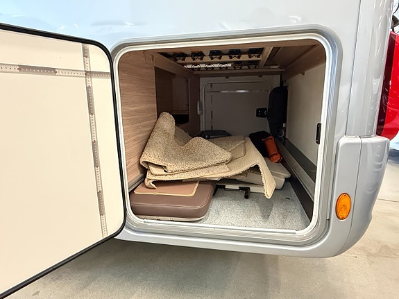 Bürstner Ixeo IT 736 *Face2face*Queenbed*Taksäng* 20 of 20