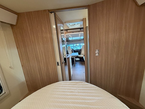 Bürstner Ixeo IT 736 *Face2face*Queenbed*Taksäng* 12 of 20