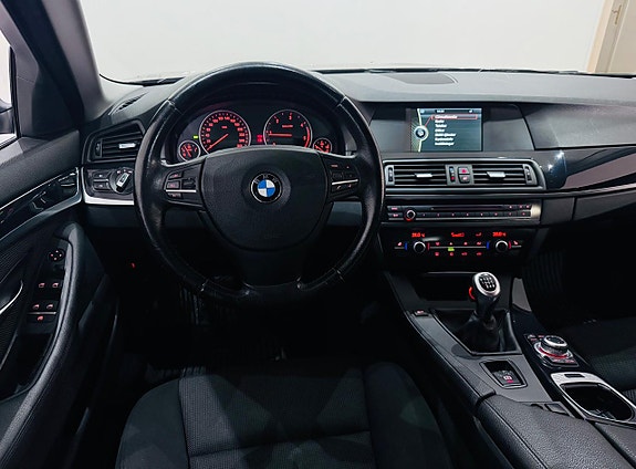 BMW 520d 16 of 18