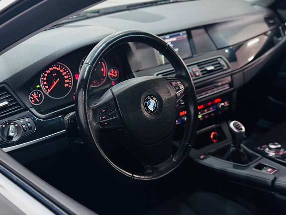 BMW 520d 9 of 18