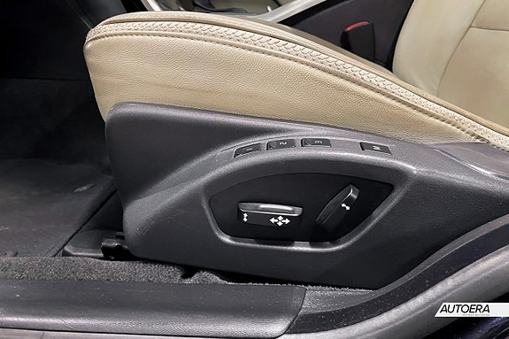 Volvo XC70 18 of 22