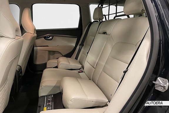 Volvo XC70 16 of 22