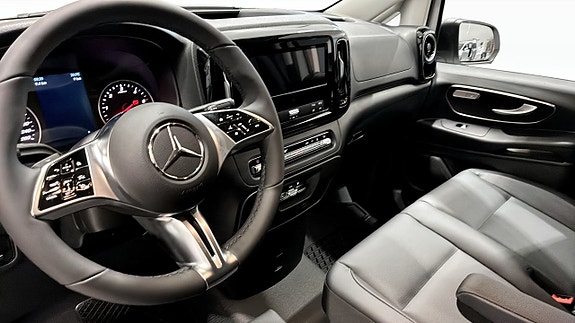 Mercedes-Benz Vito 119 4 of 5