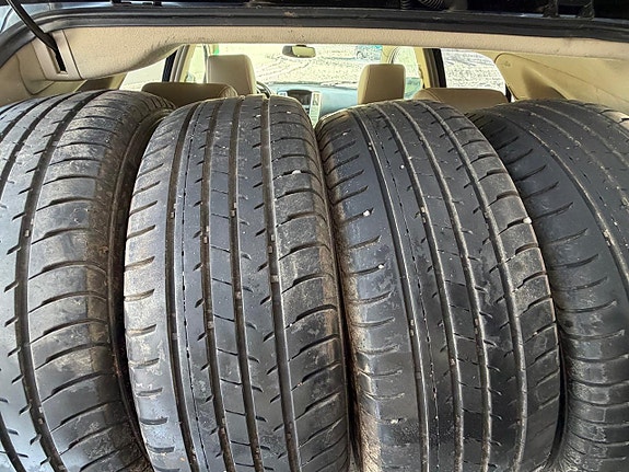 Lexus RX400h 9 of 9
