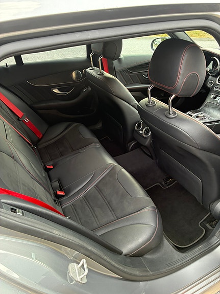 Mercedes-Benz C450 5 of 6