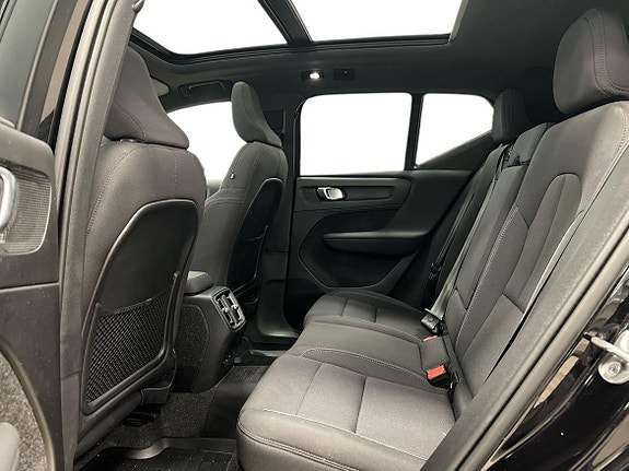 Volvo EX40 23 of 26