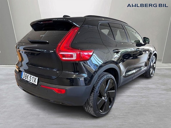 Volvo EX40 6 of 26