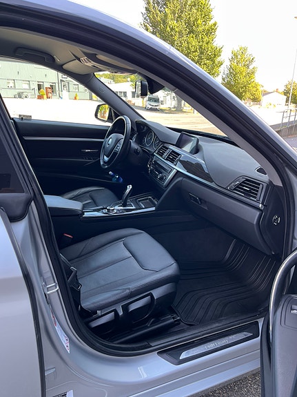 BMW 320d 5 of 5
