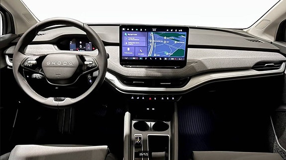 Skoda Enyaq 3 of 4