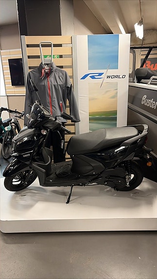 Yamaha RAY´ZR 125 BLACK 2 of 2