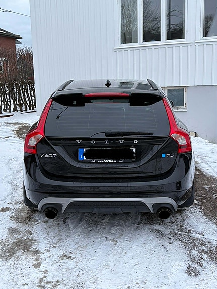 Volvo V60 3 of 9