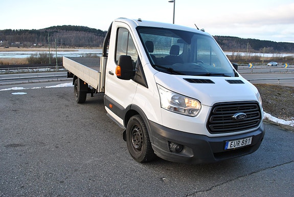 Ford Transit 2 of 5