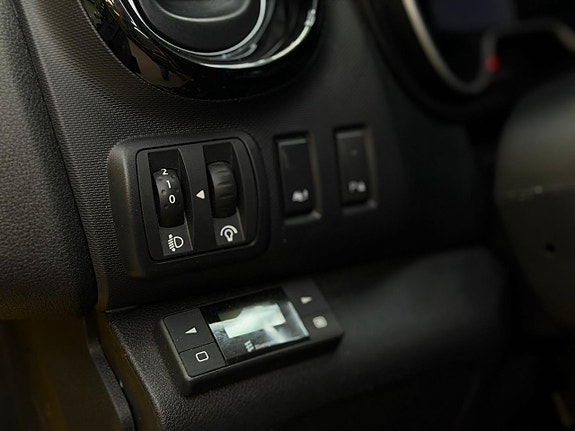 Renault Trafic 12 of 23