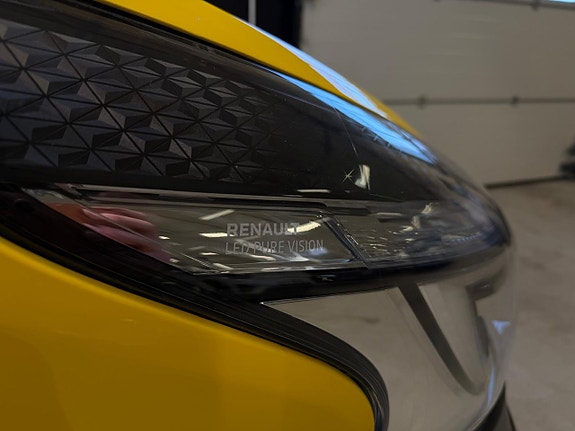 Renault Trafic 18 of 23