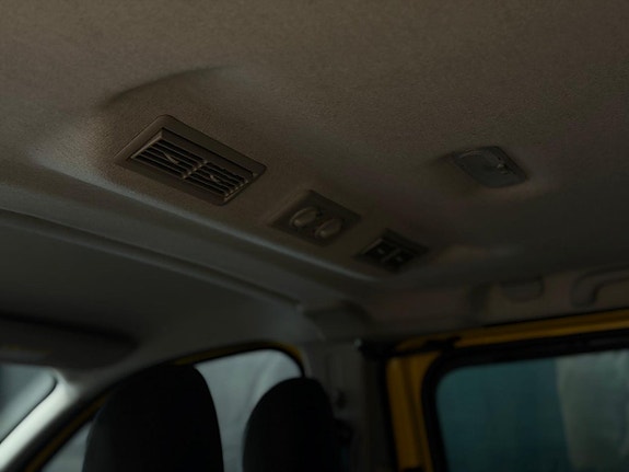 Renault Trafic 17 of 23