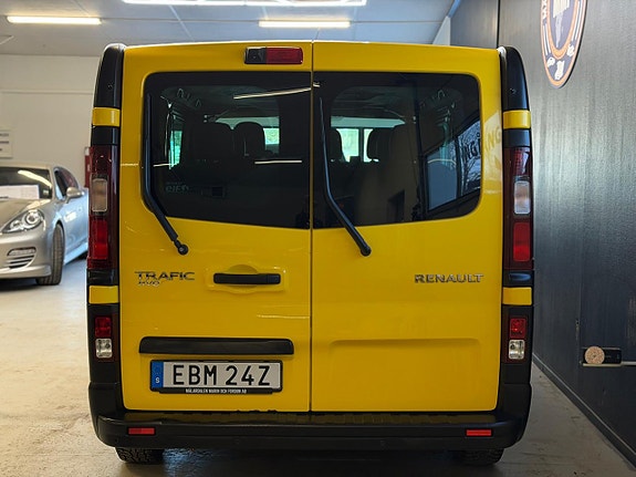 Renault Trafic 22 of 23
