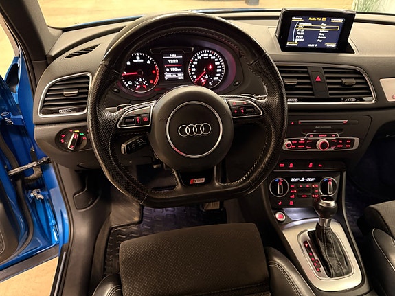 Audi Q3 16 of 22