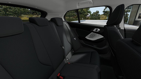 BMW 120 11 of 13