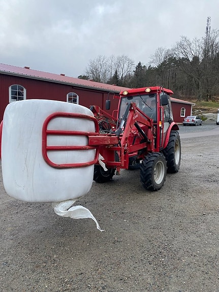 Traktor 4x4+lastare 169,900:-