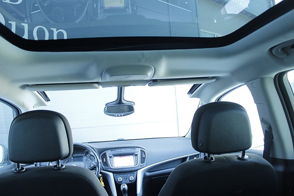 Opel Zafira 17 of 20