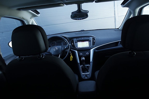 Opel Zafira 18 of 20