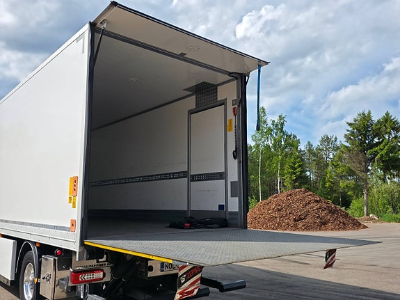 Volvo FL Electric 8 of 10