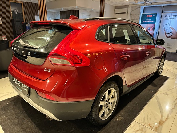 Volvo V40 Cross Country 5 of 24