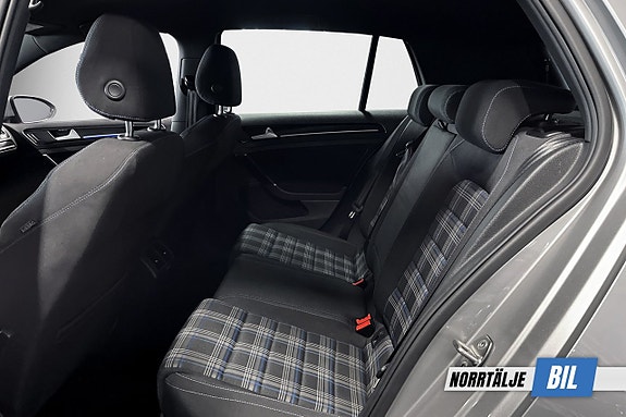 Volkswagen Golf I 13 of 21