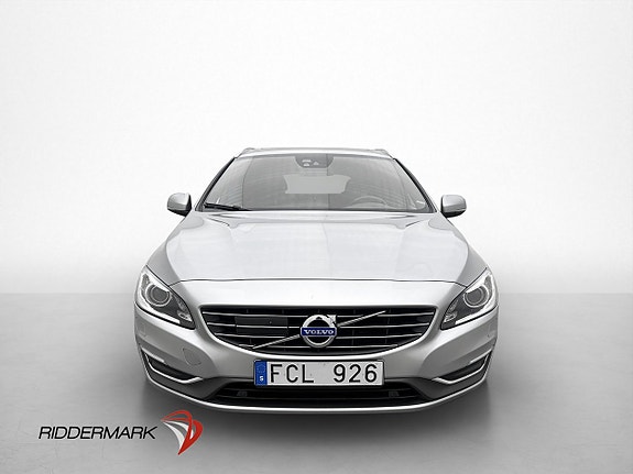 Volvo V60 2 of 28