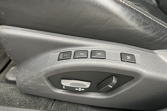 Volvo V60 13 of 28