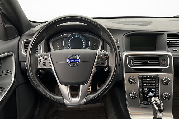 Volvo V60 9 of 28