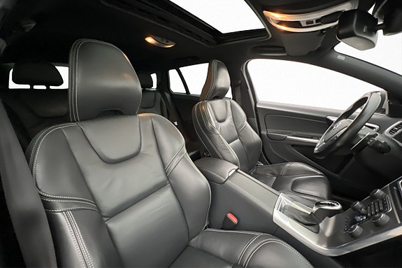 Volvo V60 11 of 28