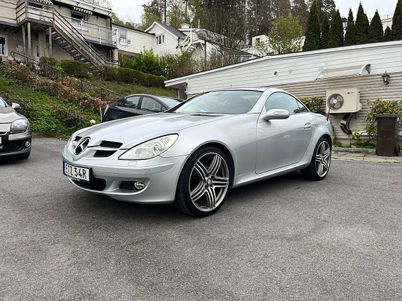 Mercedes-Benz SLK200 10 of 21