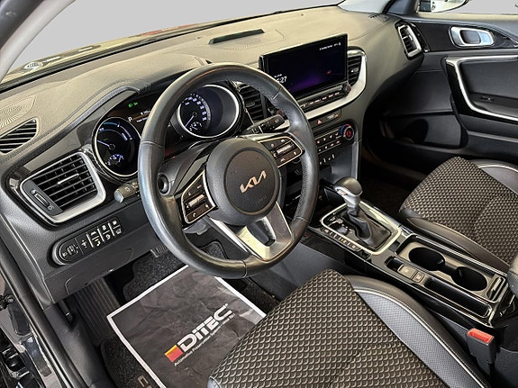 Kia Ceed 8 of 24