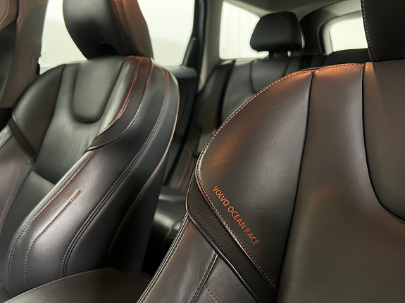 Volvo XC60 8 of 14