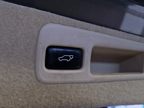 Lexus RX450h 16 of 18