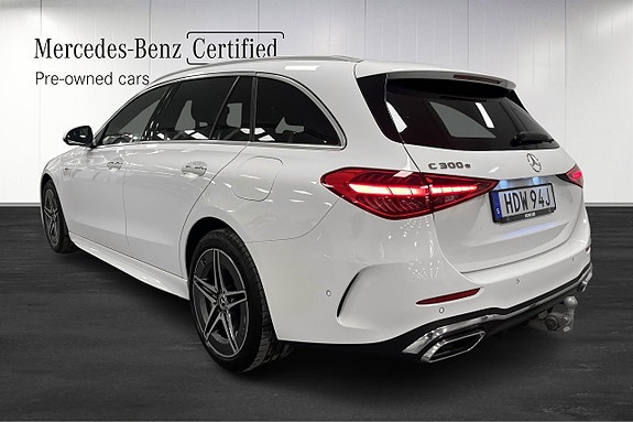 Mercedes-Benz C300 e 4 of 5