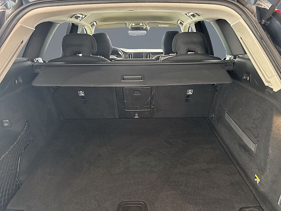 Volvo XC60 9 of 12