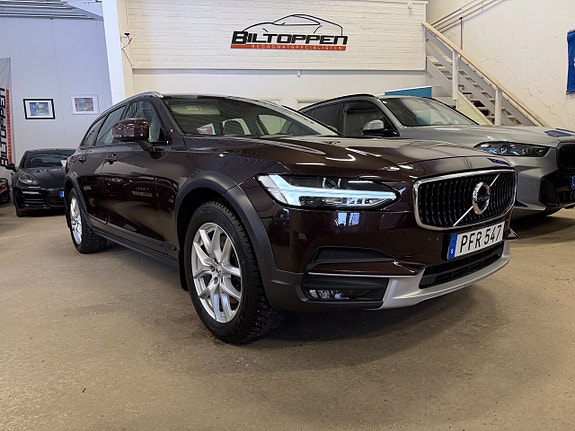 Volvo V90 Cross Country