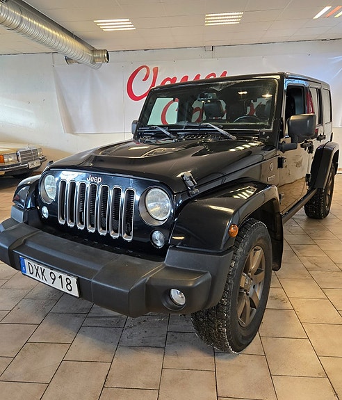 Jeep Wrangler Unlimited 10 of 12