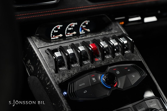 Lamborghini Huracan 24 of 29