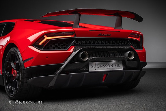 Lamborghini Huracan 10 of 29