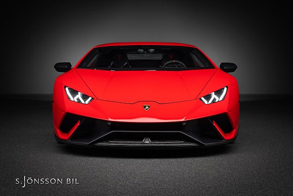 Lamborghini Huracan 5 of 5