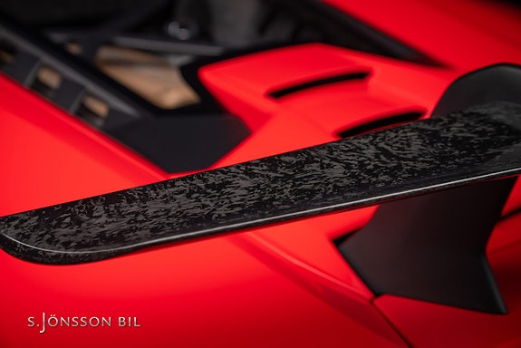Lamborghini Huracan 13 of 29