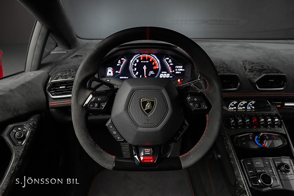 Lamborghini Huracan 28 of 29