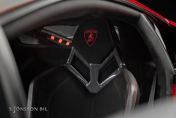 Lamborghini Huracan 18 of 29
