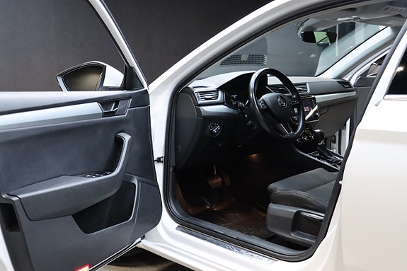 Skoda Superb 8 of 24