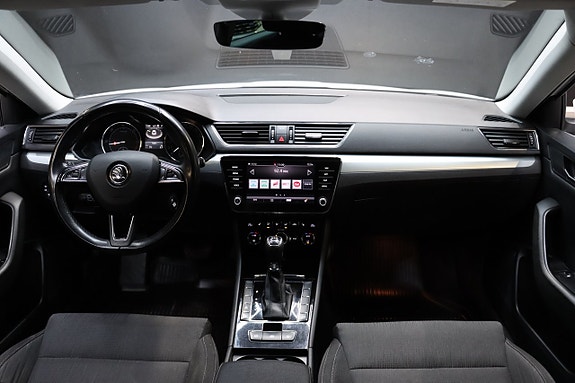 Skoda Superb 18 of 24